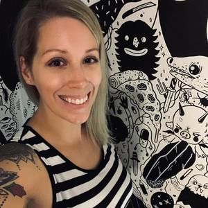 Meet your Posher, Caiti